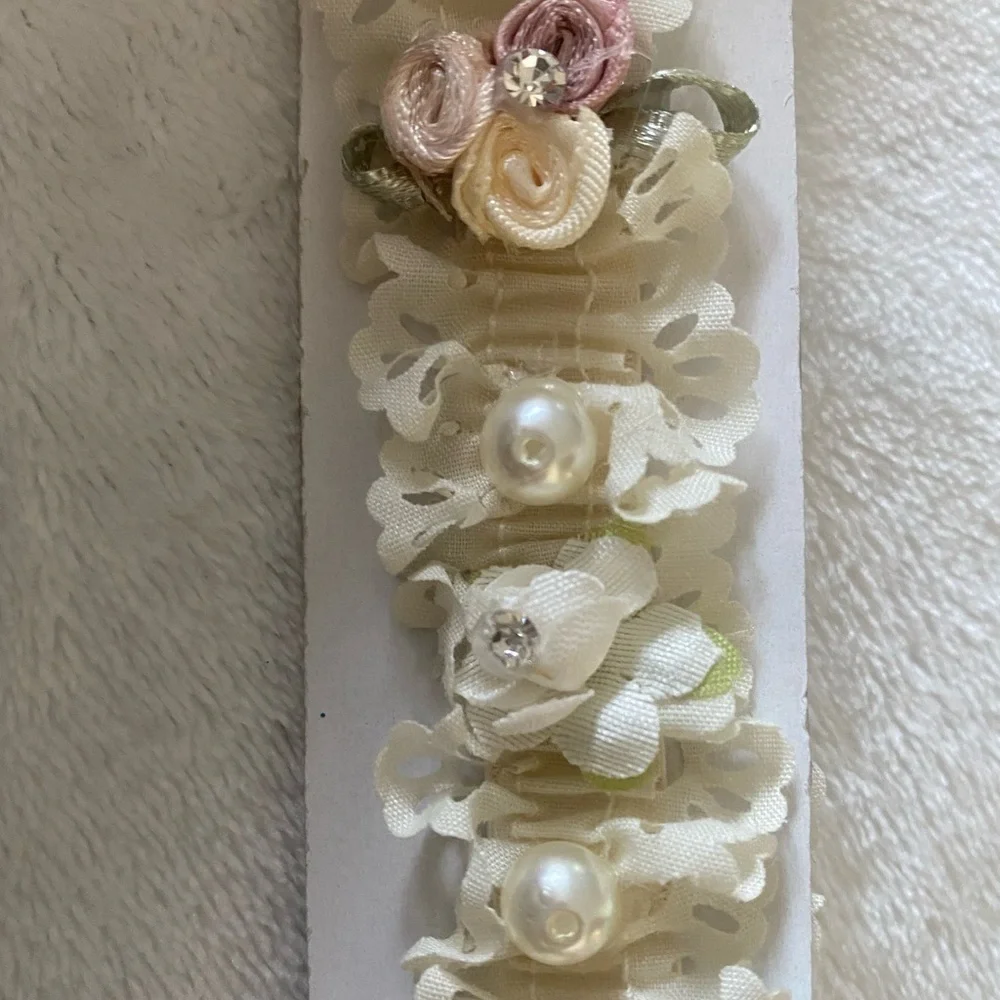 NWT Baby Girl Off White Christening Headband Baptism Wedding Pearl  Hairband - Picture 2 of 4